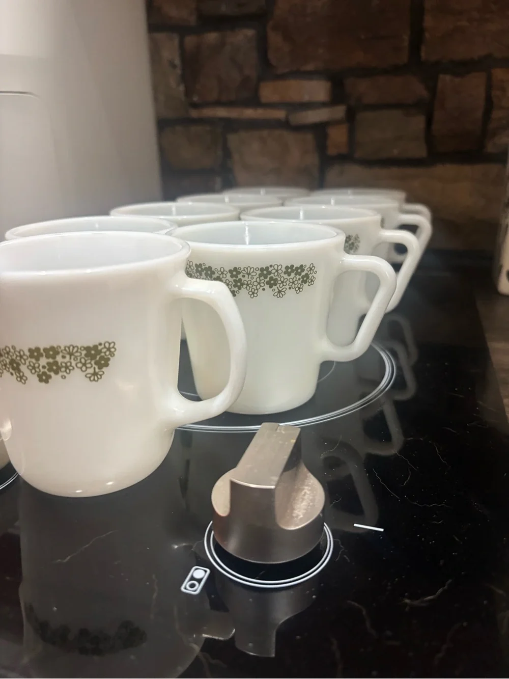 Crazy Daisy Corelle Mug Set Set of 8 and 1 Cream Cup